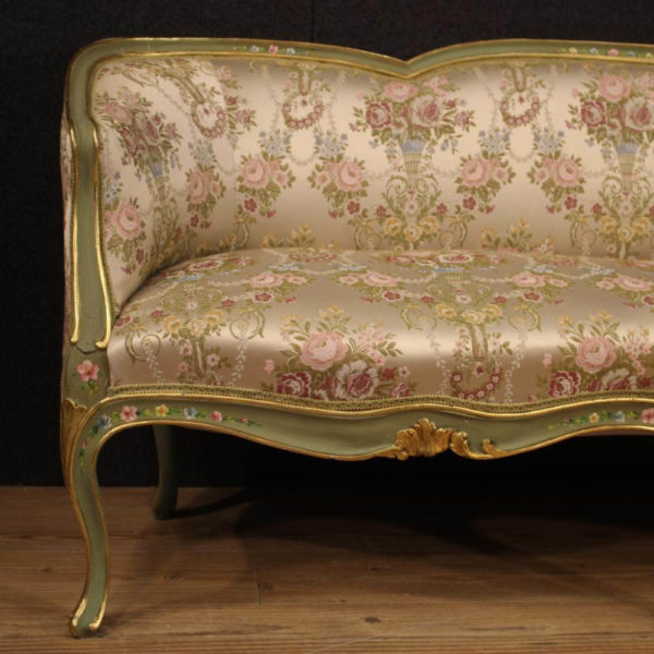 vintage floral sofa-details
